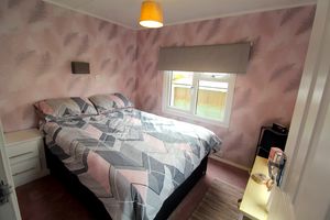 Bedroom- click for photo gallery